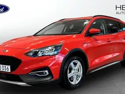 Röd (red) Begagnad 2021 Ford Focus Active Kombi | 209 900 kr (Marknadspris)