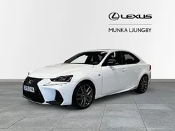 Vit Begagnad 2018 Lexus IS300h Sport Line Sedan | 329 900 kr