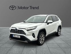 Vit Begagnad 2024 Toyota RAV4 Hybrid Executive SUV | 449 000 kr (Bra pris)