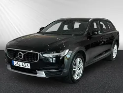 Svart Begagnad 2018 Volvo V90 CC SE Kombi | 274 400 kr (Bra pris)