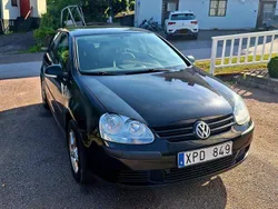 Svart Begagnad 2006 VW Golf V Halvkombi | 19 500 kr (Bra pris)