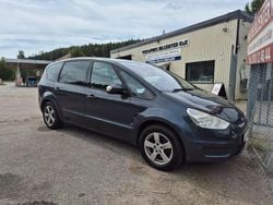 Grå Begagnad 2006 Ford S-MAX S Minibuss | 38 500 kr (Lite dyr)