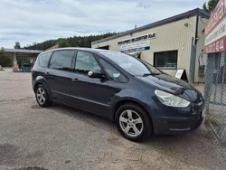 Grå Begagnad 2006 Ford S-MAX S Minibuss | 38 500 kr (Dyr)