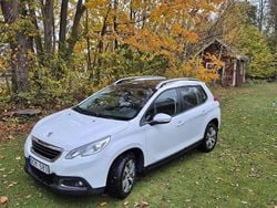Vit Begagnad 2013 Peugeot 2008 SUV | 50 000 kr (Bra pris)