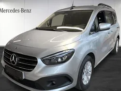 Silver Begagnad 2024 Mercedes T180 Minibuss | 349 000 kr