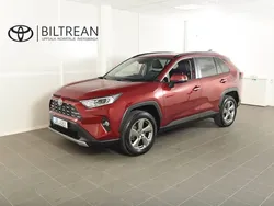 Röd (röd metallic) Begagnad 2021 Toyota RAV4 Hybrid Executive SUV | 389 900 kr (Marknadspris)