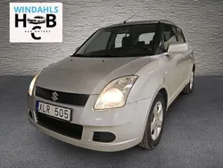 Silver Begagnad 2005 Suzuki Swift Halvkombi | 39 000 kr