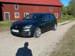 Grå Begagnad 2010 VW Golf VI GTI Halvkombi | 100 000 kr (Marknadspris)