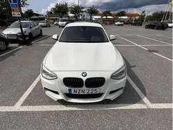 Vit Begagnad 2014 BMW 118 M Sport Halvkombi | 89 000 kr (Marknadspris)