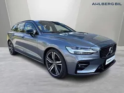 Grå Begagnad 2020 Volvo V60 R-Design Kombi | 329 500 kr (Marknadspris)