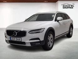 Vit Begagnad 2018 Volvo V90 CC Business Edition Kombi | 269 000 kr (Marknadspris)