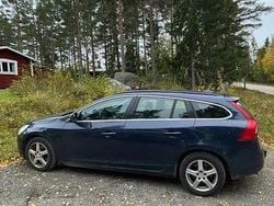Begagnad 2012 Volvo V60 Momentum Kombi | 32 000 kr