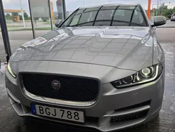 Grå Begagnad 2016 Jaguar XE Sedan | 79 000 kr (Superpris)