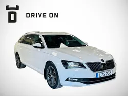 Vit Begagnad 2018 Skoda Superb Business Line Kombi | 274 900 kr (Bra pris)