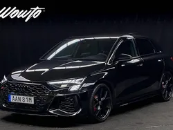 Svart Begagnad 2024 Audi RS3 Sportback Design Halvkombi | 669 800 kr (Lite dyr)