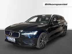 Svart Begagnad 2020 Volvo V60 Momentum Kombi | 310 000 kr (Marknadspris)