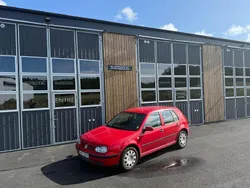 Röd Begagnad 2002 VW Golf IV Comfortline Halvkombi | 16 000 kr (Bra pris)
