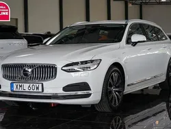 Vit Begagnad 2021 Volvo V90 Inscription Kombi | 374 500 kr (Marknadspris)