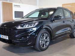 Svart Begagnad 2021 Ford Kuga ST-Line SUV | 234 700 kr (Marknadspris)