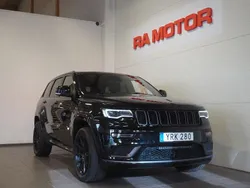 Svart Begagnad 2018 Jeep Grand Cherokee SUV | 309 900 kr (Marknadspris)