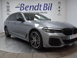 Grå Begagnad 2022 BMW 530e M Sport Kombi | 439 500 kr (Lite dyr)