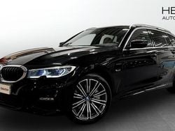 Svart (black) Begagnad 2022 BMW 330e M Sport Kombi | 338 700 kr (Bra pris)