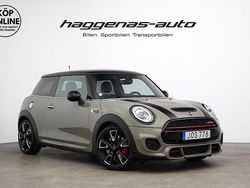 Grå (emerald grå) Begagnad 2018 Mini John Cooper Works Chili Halvkombi | 249 000 kr (Marknadspris)