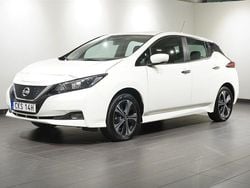 Vit Begagnad 2021 Nissan Leaf Acenta Halvkombi | 199 900 kr (Marknadspris)