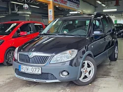 Svart Begagnad 2011 Skoda Roomster Minibuss | 59 999 kr (Marknadspris)