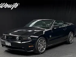 Svart Begagnad 2010 Ford Mustang GT Convertible Cab | 319 800 kr