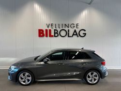 Grå Begagnad 2022 Audi A3 Sportback S-Line Halvkombi | 299 500 kr