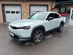 Vit Begagnad 2022 Mazda MX30 Makoto SUV | 189 500 kr (Lite dyr)