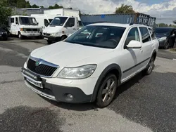 Vit Begagnad 2012 Skoda Octavia Scout Kombi | 28 500 kr (Superpris)