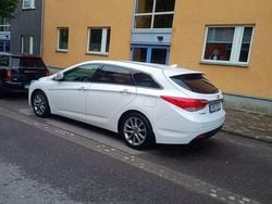 Vit Begagnad 2014 Hyundai i40 Kombi | 105 000 kr (Marknadspris)