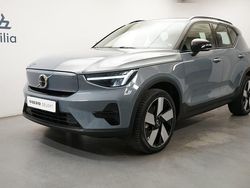Grå Begagnad 2022 Volvo XC40 Core SUV | 349 900 kr