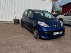 Blå Begagnad 2008 Peugeot 107 Halvkombi | 20 000 kr (Bra pris)