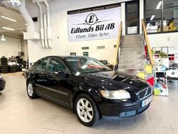 Svart Begagnad 2003 Volvo S40 Sedan | 49 800 kr (Lite dyr)
