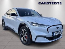 Vit Begagnad 2021 Ford Mustang Mach-E SUV | 379 900 kr (Lite dyr)