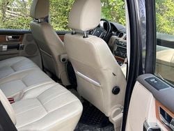 Svart Begagnad 2013 Land Rover Discovery 4 HSE SUV | 159 000 kr (Marknadspris)