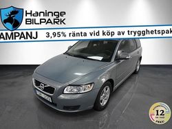 Blå Begagnad 2010 Volvo V50 Momentum Kombi | 69 995 kr (Marknadspris)