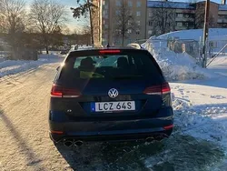 Blå Begagnad 2019 VW Golf R SUV | 260 000 kr (Bra pris)