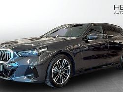 Grå Begagnad 2025 BMW 530 M Sport Kombi | 647 700 kr