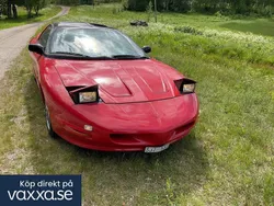 Röd Begagnad 1993 Pontiac Firebird | 33 420 kr