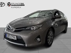 Brun Begagnad 2014 Toyota Auris Touring Sports Edition Kombi | 139 900 kr (Marknadspris)