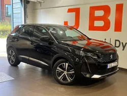 Svart Begagnad 2022 Peugeot 3008 Allure SUV | 289 900 kr (Marknadspris)