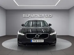 Svart Begagnad 2017 Volvo V90 Momentum Kombi | 199 900 kr (Marknadspris)