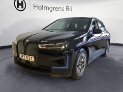 Svart Begagnad 2022 BMW iX Comfort Edition SUV | 448 800 kr (Superpris)