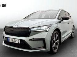 Silver (arctic silver metallic) Begagnad 2023 Skoda Enyaq iV SportLine SUV | 409 000 kr (Bra pris)