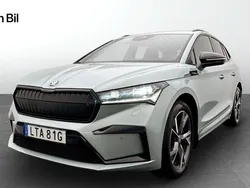 Silver (arctic silver metallic) Begagnad 2023 Skoda Enyaq iV SportLine SUV | 464 900 kr (Bra pris)
