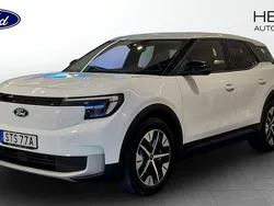 Vit (white) Ny 2025 Ford Explorer Business Edition SUV | 510 900 kr (Marknadspris)